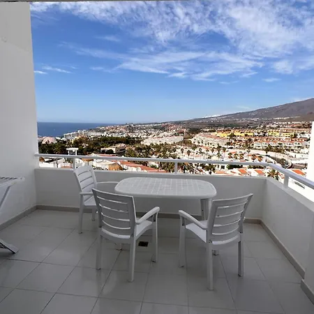 아파트 Island Village Heights Panoramic View Large Terrace San Eugenio 아데제